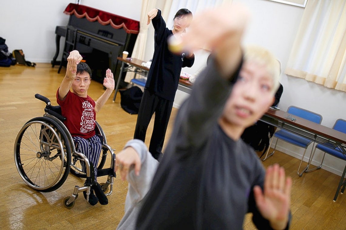 Japan wheelchair dancer has message: diversity is cool